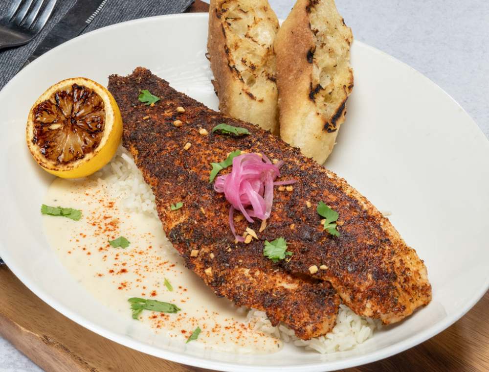 Garlic butter rice, house-made lemon Alfredo sauce, pickled onions, crispy garlic, cilantro, charred lemon, served with grilled artisan bread