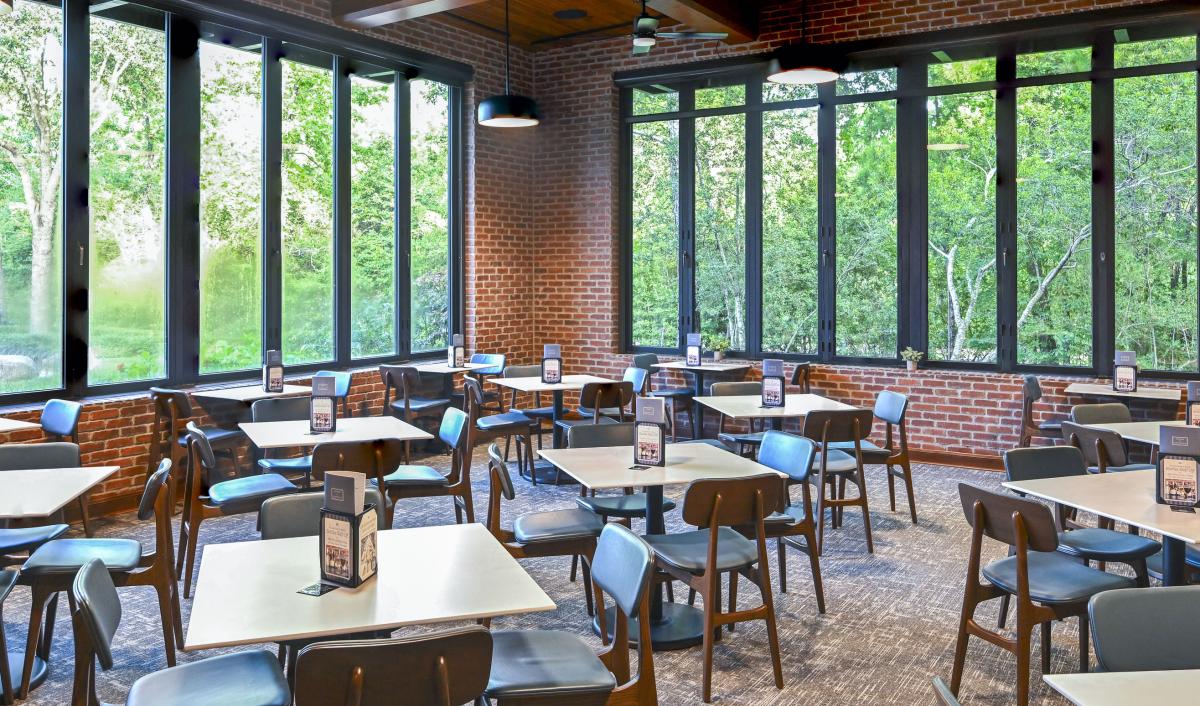 Private Dinning Room: The Leah